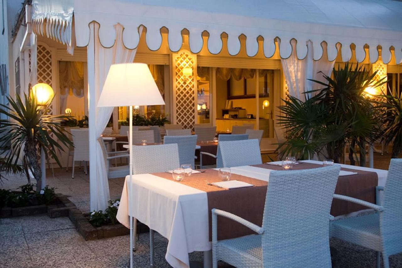 Hotel Parioli Lido di Jesolo Esterno foto