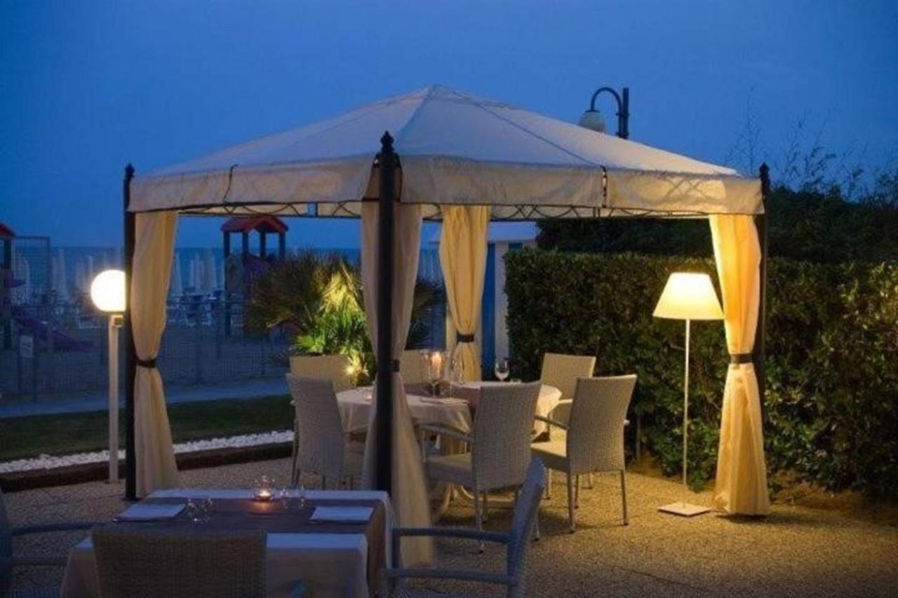 Hotel Parioli Lido di Jesolo Esterno foto